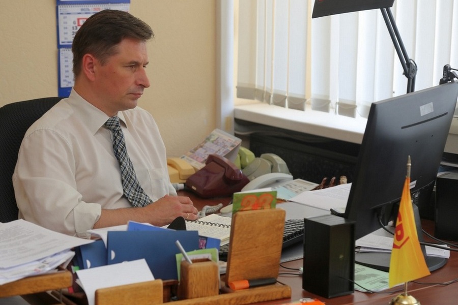 Новости : Депутаты признали работу губернатора неэффективной по ряду направлений